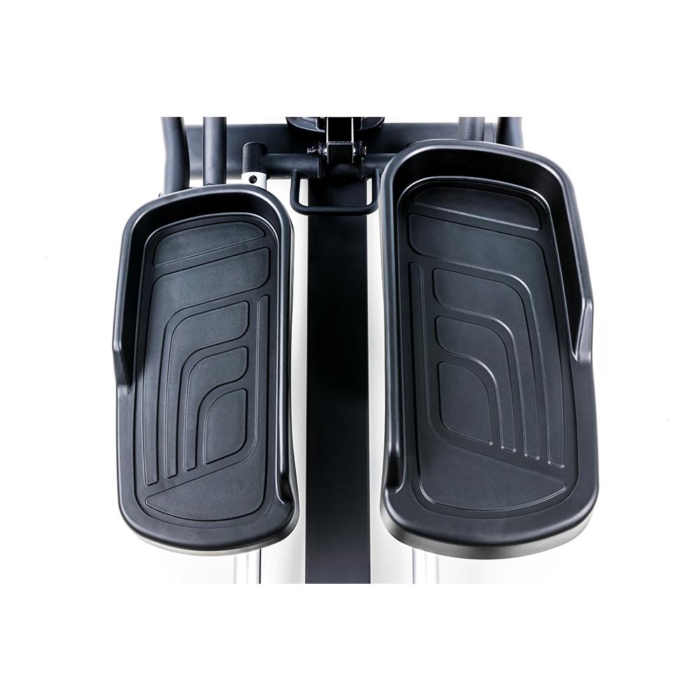 Sole Fitness E20 Home Use Elliptical - Image 4